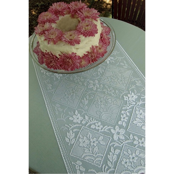 14”x48” Heritage Lace Fringed Runner in Chantilly Print 14”x48” - Picture 3 of 13